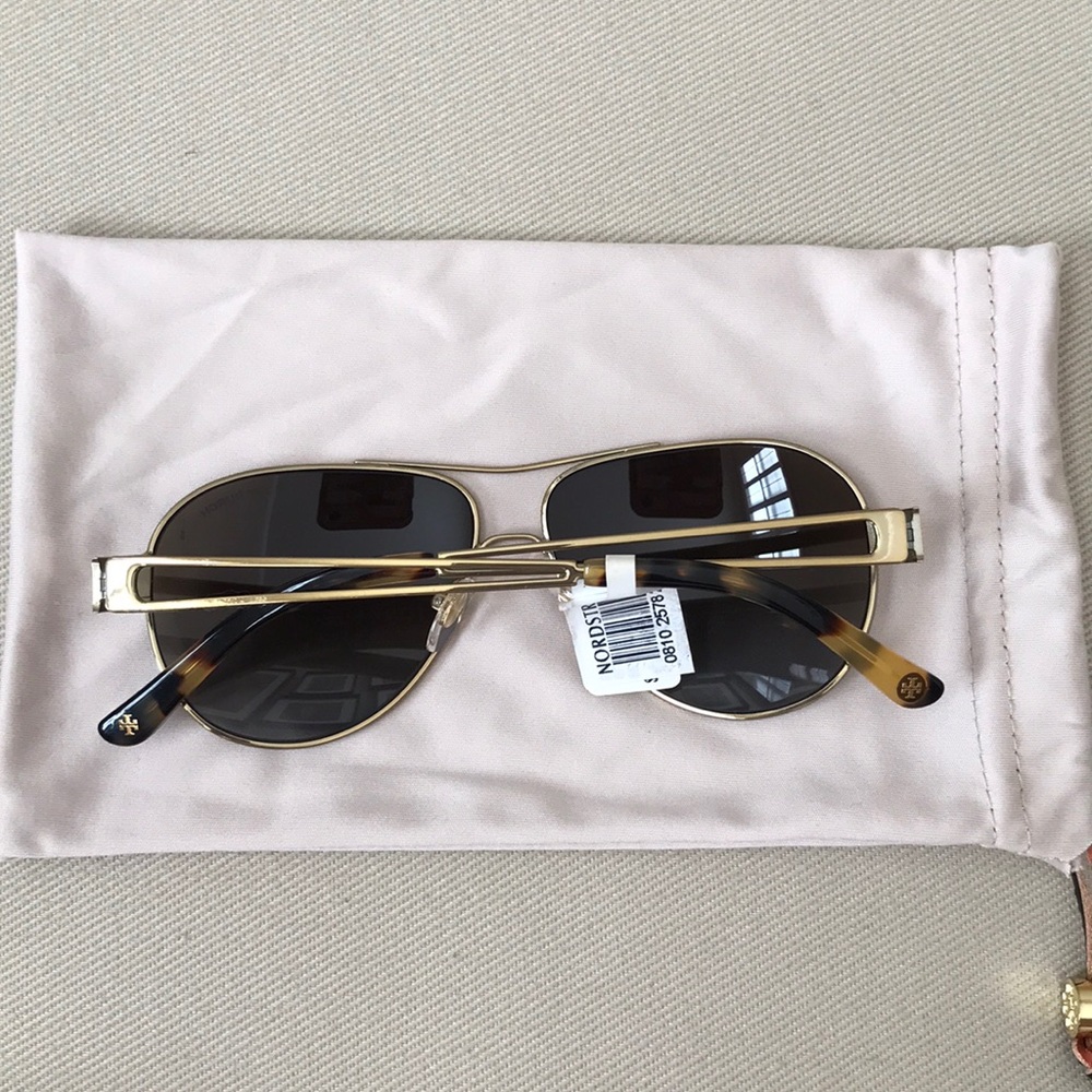 Tory Burch 55mm Polarized Aviator Sunglasses - Picture 6 of 8
